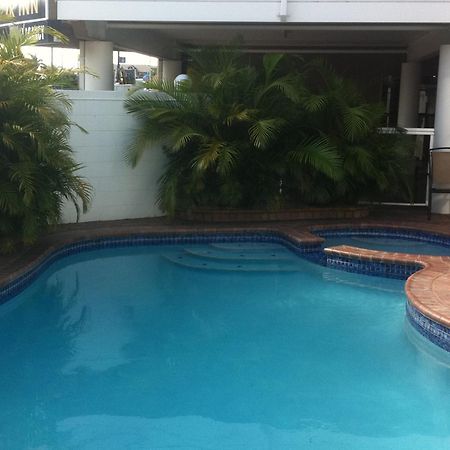 Centrepoint Motor Inn Rockhampton Exteriér fotografie